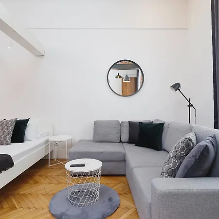 Kazimierz District - Miodowa 32 Street 아파트 *