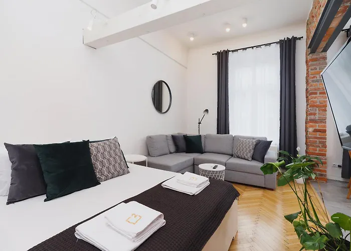 Kazimierz District - Miodowa 32 Street